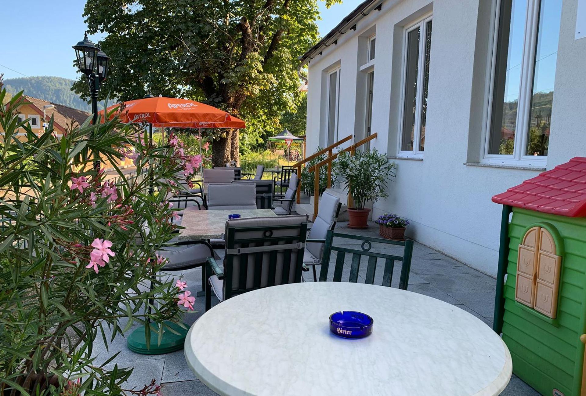 Gaestehaus Leo Bodensdorf Bagian luar foto